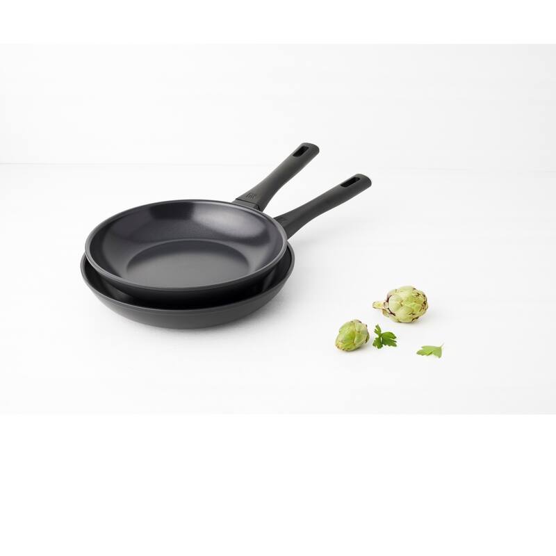 ZWILLING Madura Plus Ceramic 2-pc Aluminum Ceramic Nonstick Fry Pan Set - Black