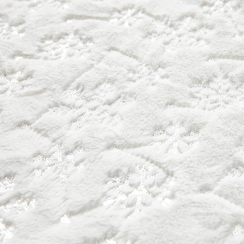 Glitzhome 48"D White Plush Glitter Snowflake Christmas Tree Skirt