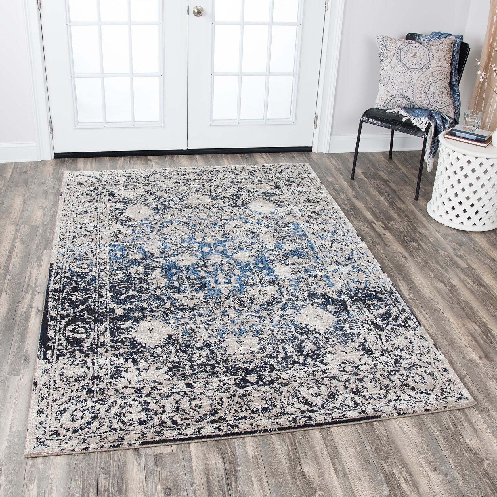 Alora Decor Swagger Beige, Blue, and Black Persian-style Rug