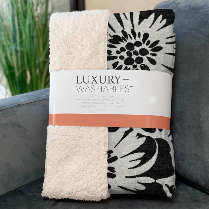 Premium Machine Washable Modern Floral Sherpa Throw Blanket