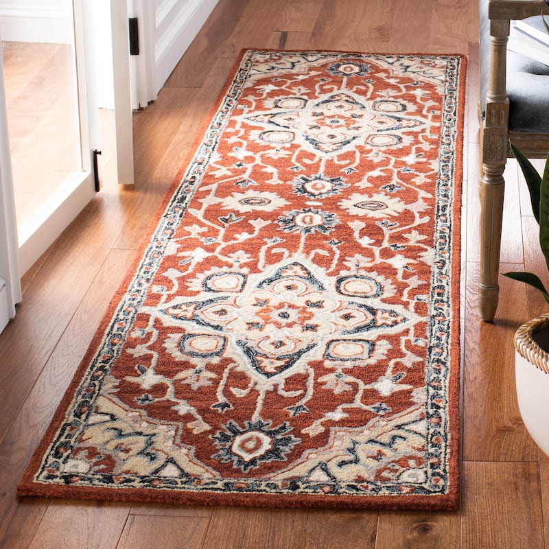 SAFAVIEH Handmade Heritage Marjanca Traditional Wool Rug - 2'3" x 8' Runner - Red/Black