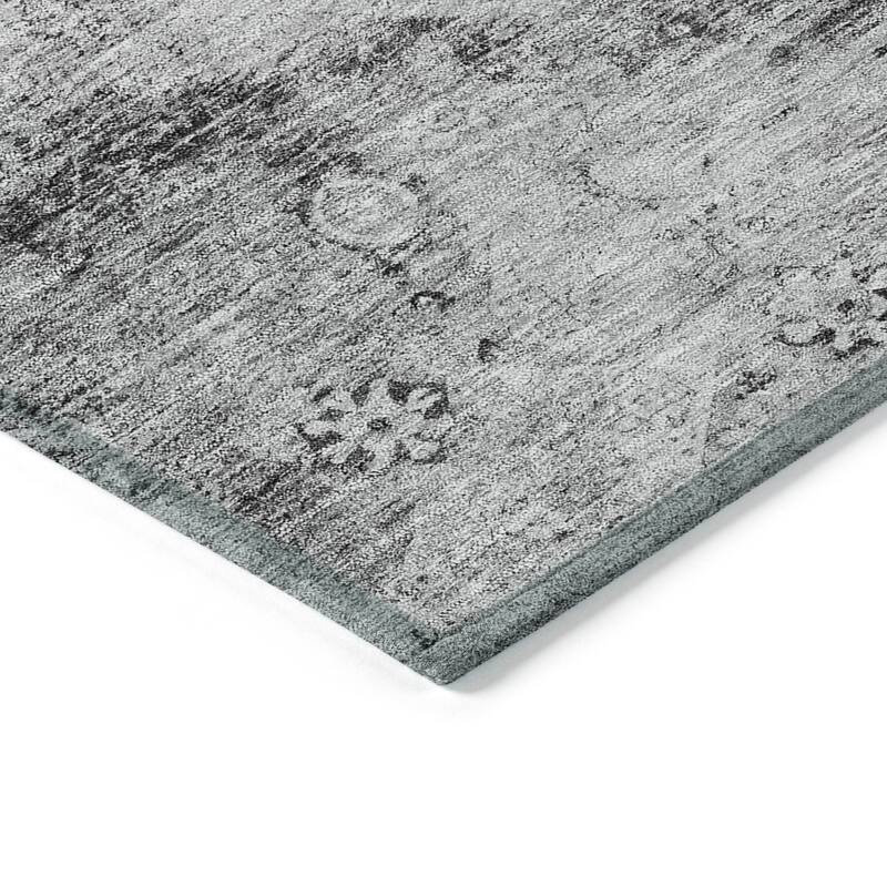 Machine Washable Indoor/ Outdoor Chantille Vintage Traditional Rug