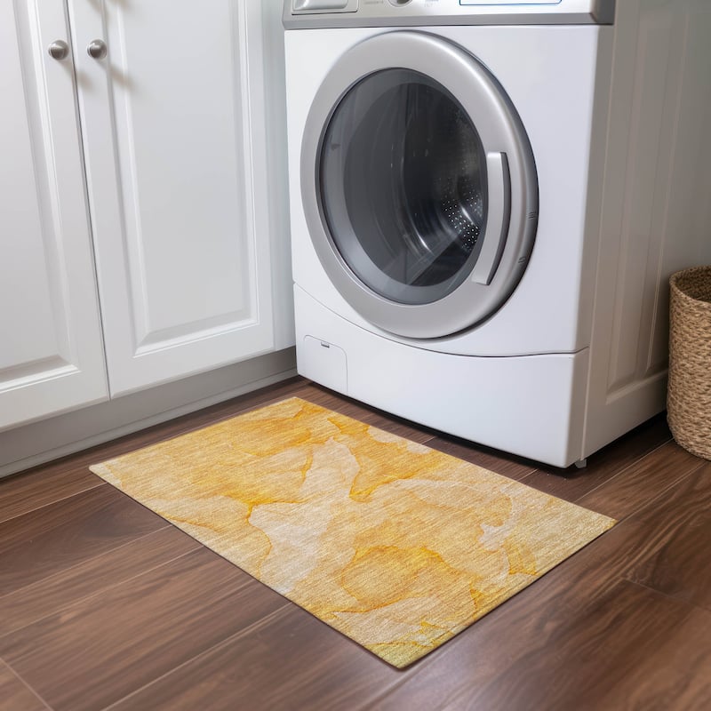Machine Washable Indoor/ Outdoor Abstract Chantille Rug