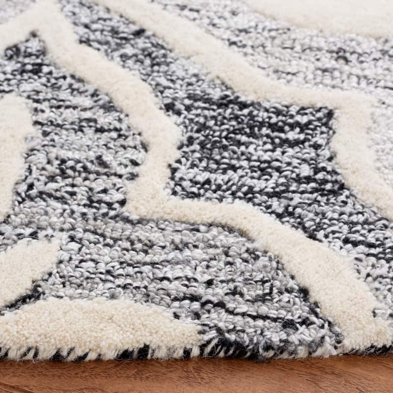 SAFAVIEH Handmade Metro Gerlinde Floral Trellis Wool Rug