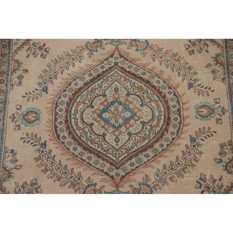 Hand Knotted Oriental 100% Wool Carpet Traditional Floral Beige & Ivories Tabriz Area Rug - 9' 6'' X 6' 7''