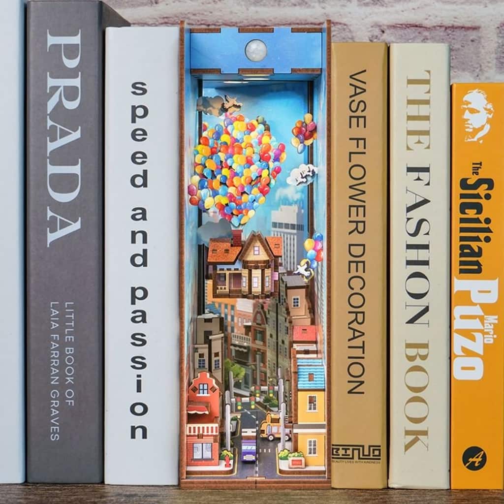 DIY 3D Book Nook Kit - Travel with the Wind 143pcs