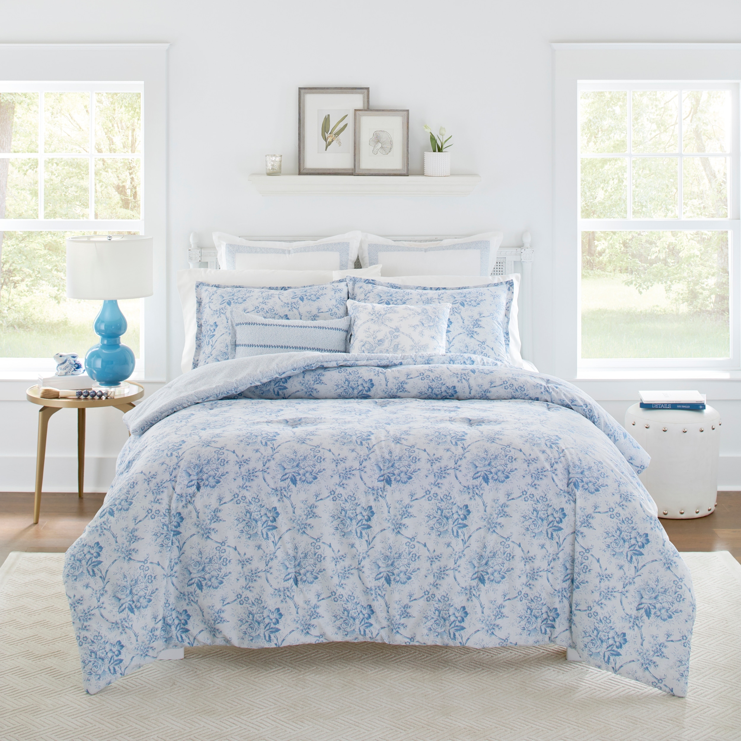 Laura Ashley Nina Blue Cotton Comforter 