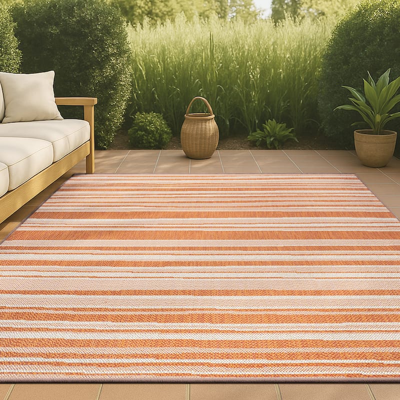 JONATHAN Y Chevron Wavy Stripe Modern Indoor/Outdoor Area Rug