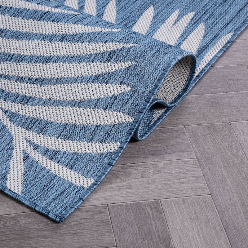 World Rug Gallery Contemporary Palm Leaves Textured Flat Weave Indoor/Outdoor Area Rug