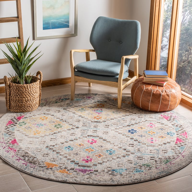 SAFAVIEH, Madison Hortensia Boho Diamond Distressed Rug - 6'7" Round - Grey/Yellow