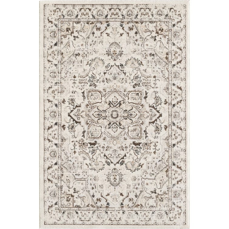 Traditional Cream/Beige Oriental Area Rug
