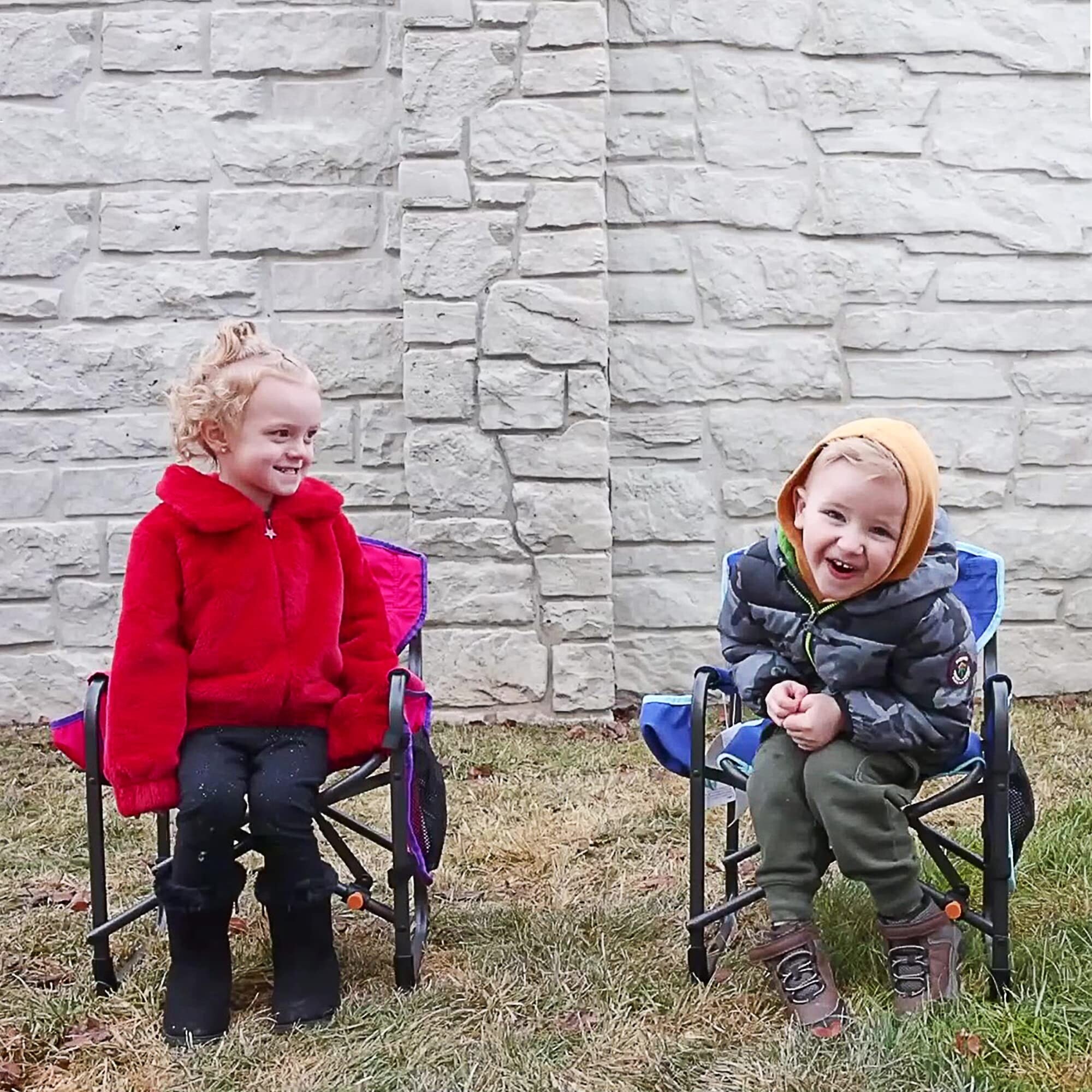 Children's lawn chair with hotsell side table