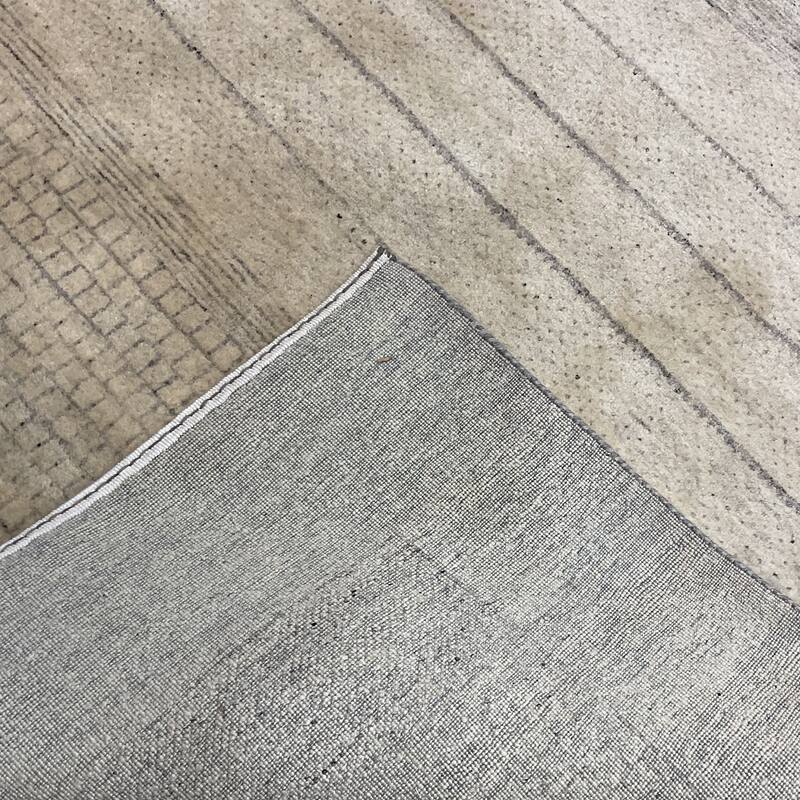 HERAT ORIENTAL Hand-knotted Indo 6' x 9' Gabbeh Wool Rug - 6' x 9'