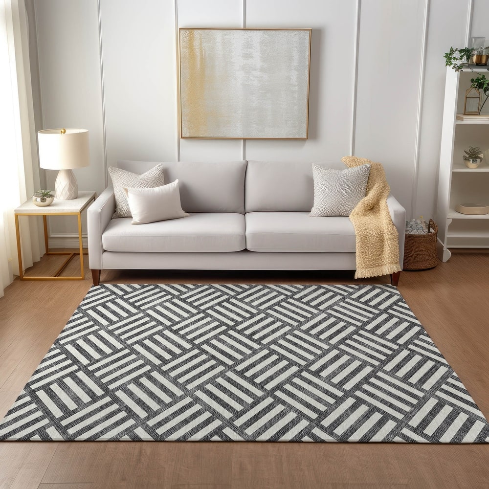 Machine Washable Indoor/ Outdoor Chantille Modern Geo Rug