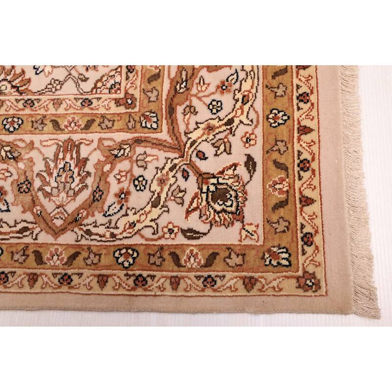 ECARPETGALLERY Hand-knotted Mirzapur Beige Silk, Wool Rug - 5'8 x 7'10