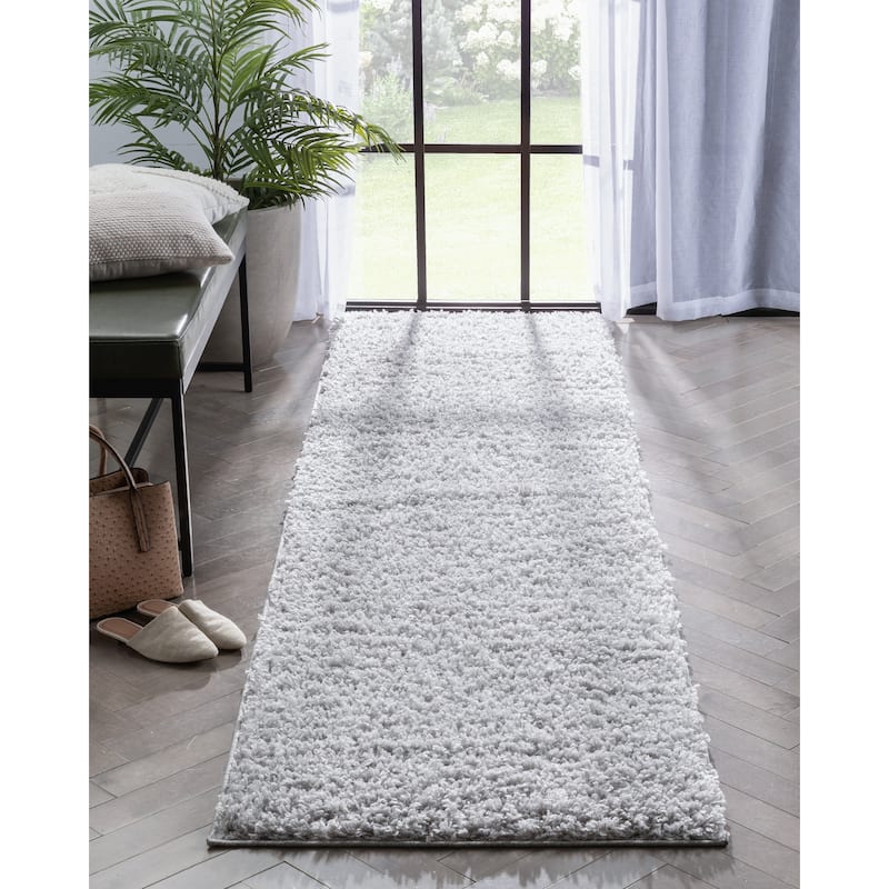 Well Woven Elle Basics Emerson Shag Area Rug - 2' 7" x 9' 6" - Light Grey