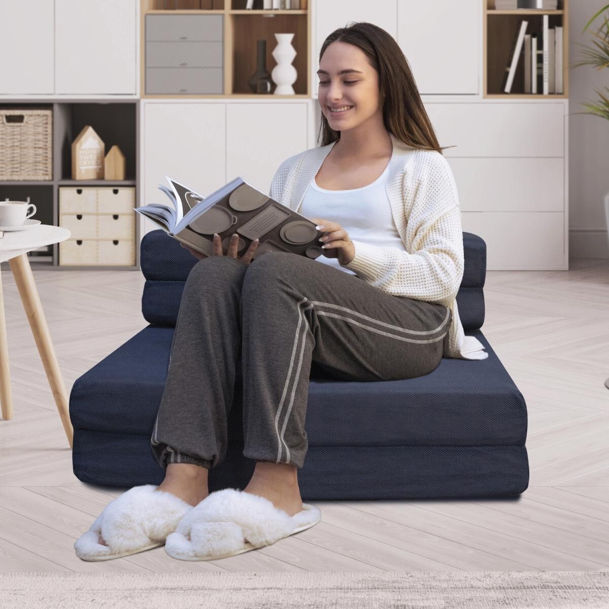 Tri fold hide sales a bed sofa