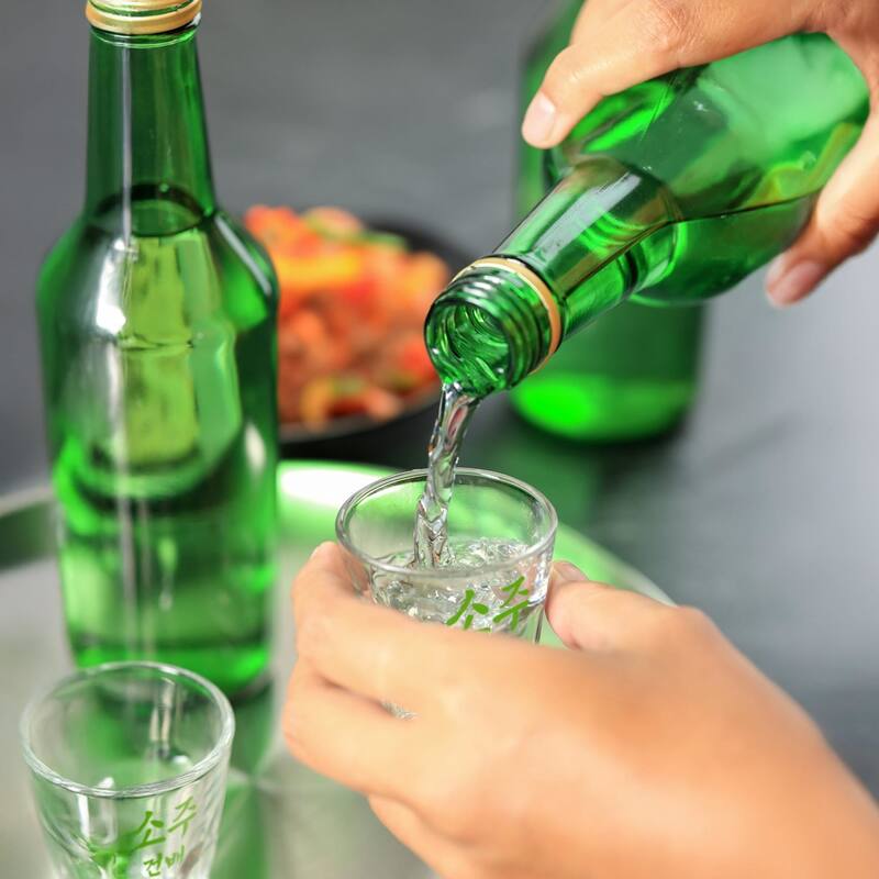 Final Touch Soju Glasses Set