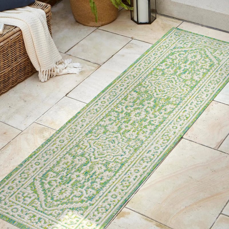 JONATHAN Y Rozetta Medallion Textured Weave Indoor/Outdoor Area Rug - 2 X 8 - Cream/Green