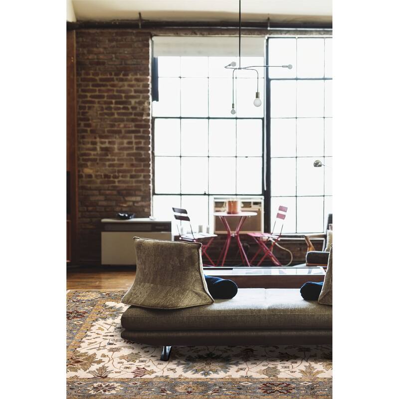 ECARPETGALLERY Hand-knotted Jules Serapi Ivory Wool Rug - 10'0 x 13'10