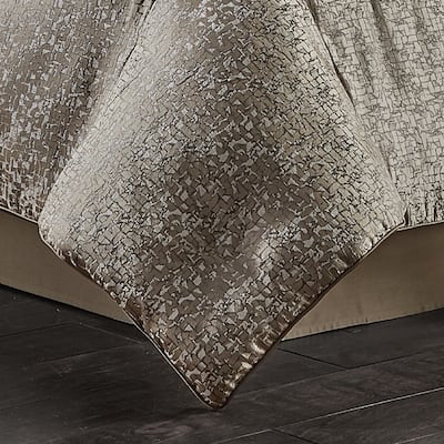 J. Queen New York Cracked Ice Comforter Set