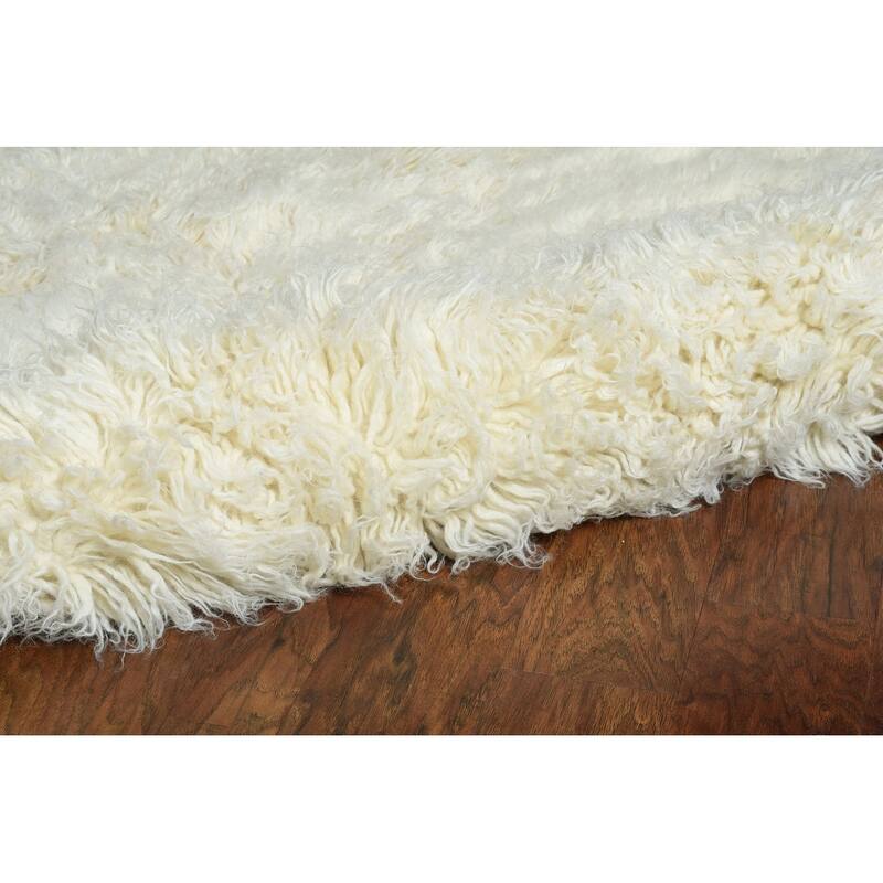 Linon Flokati Super Heavy Natural Rug (3' x 5') - 3' x 5'