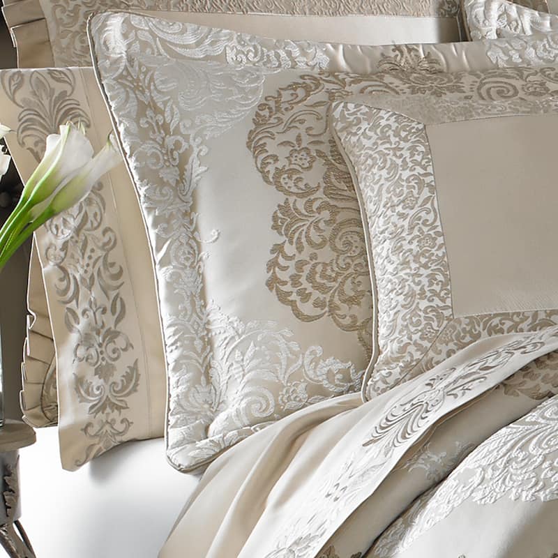 J. Queen New York La Scala Comforter Set - California King