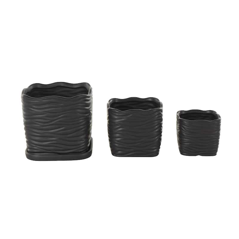 Ceramic Wavy Ribbed Indoor Outdoor Planter with Attached Saucer - Set of 3 Black or White - Roche River Decor