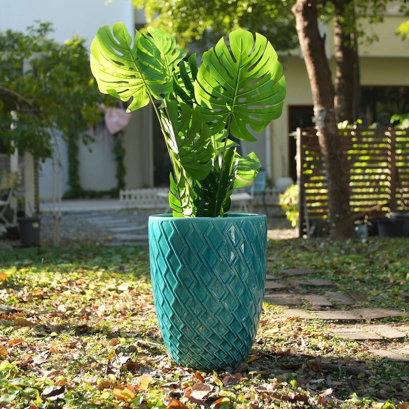 Elegant Ceramic Pot with Diamond Pattern for Indoor-Outdoor Plants