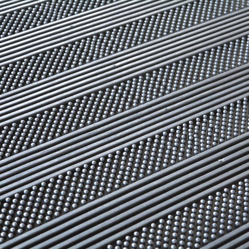3 ft. x 6 Ft. Commercial Walkoff Entry Dual Pattern Rubber Mat - 35.5Lx74.5Wx.3H