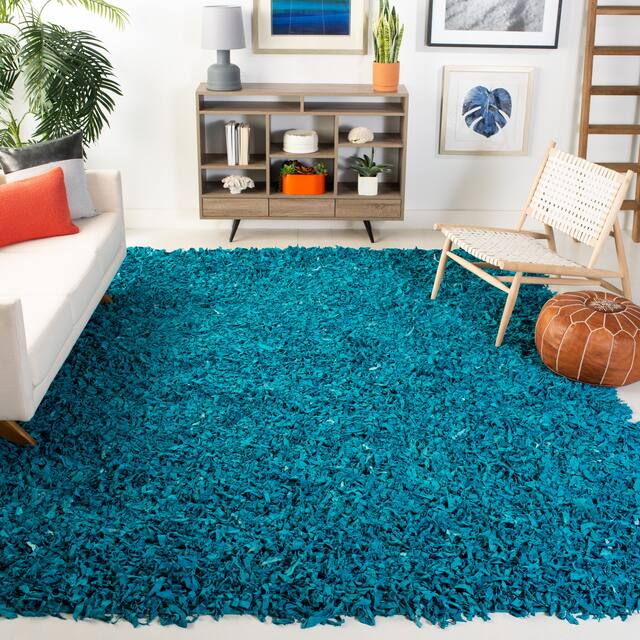 SAFAVIEH Handmade Leather Shag Carlijn Modern Decorative Rug