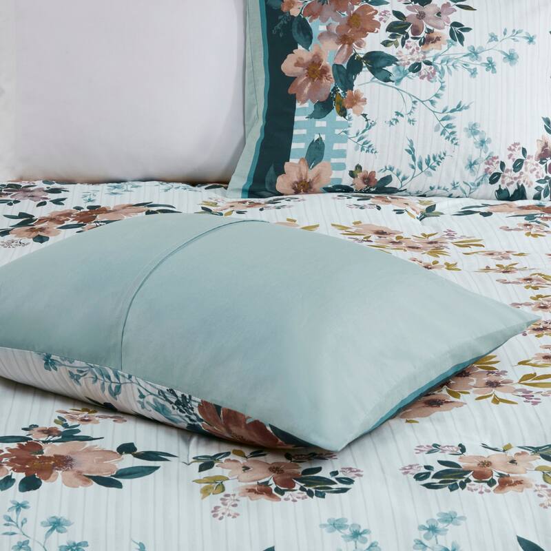 Madison Park Alaina 5 Piece Cotton Floral Comforter Set with Throw Pillows