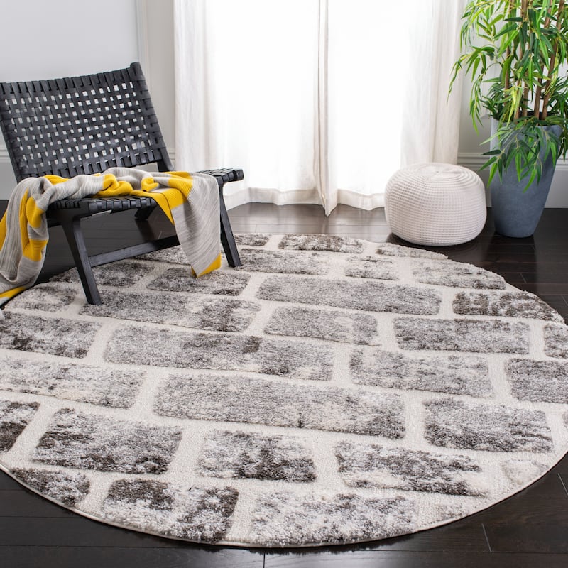 SAFAVIEH Memphis Shag Jadranka 1.2-inch Thick Rug - 6'7" Round - Grey/Cream