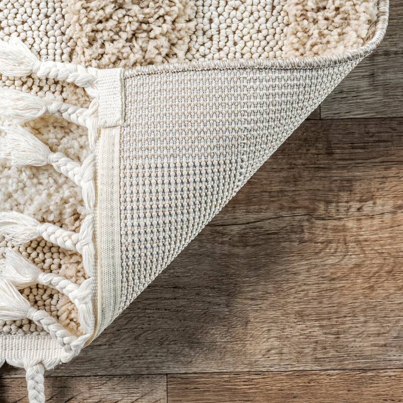Nuloom Cordelia Fragmented Stripes Tasseled Area Rug
