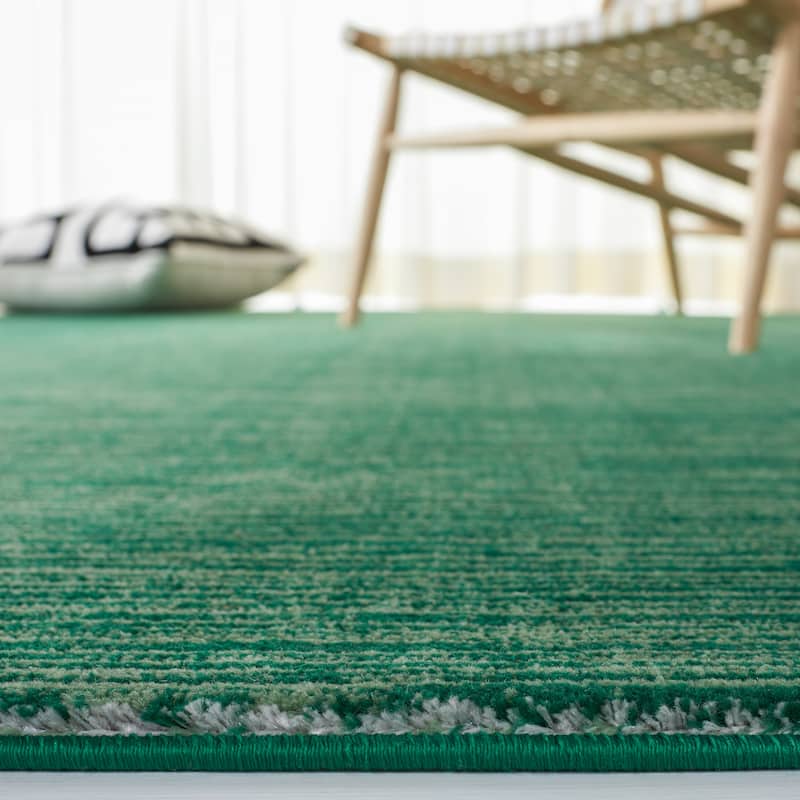 SAFAVIEH Vision Sunanda Modern Ombre Tonal Rug.