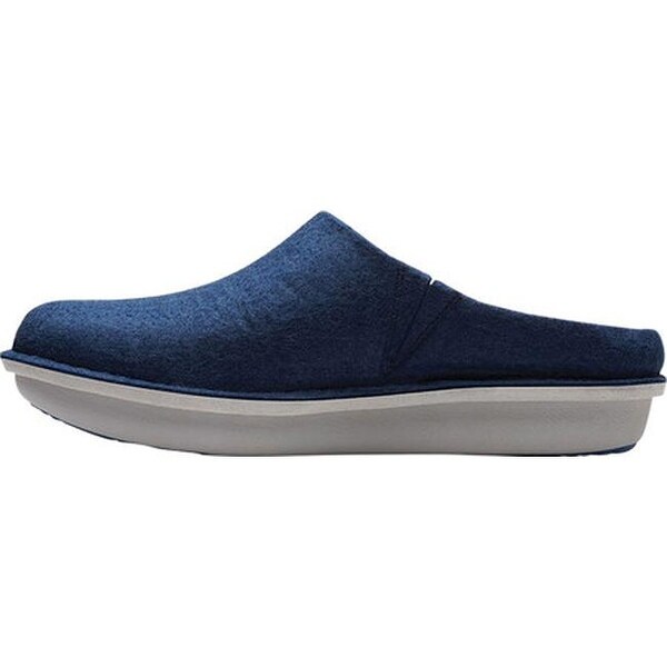 step flow clog clarks