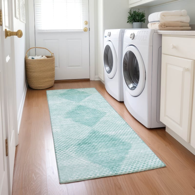 Machine Washable Indoor/ Outdoor Modern Diamonds Chantille Rug