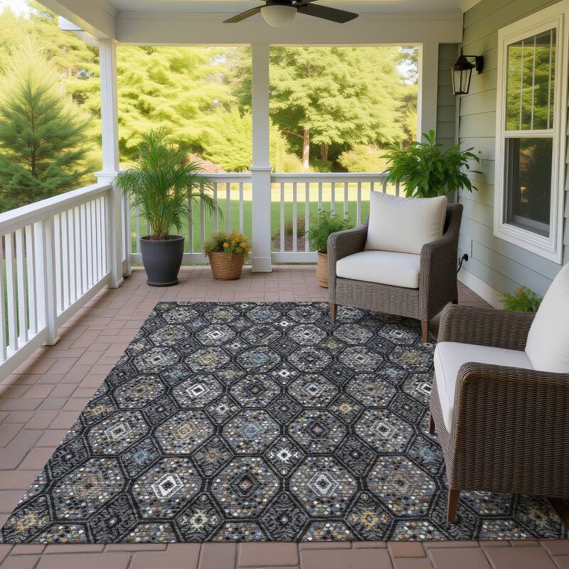 Machine Washable Indoor/ Outdoor Modern Hexi Chantille Rug - Black - 8' x 10'