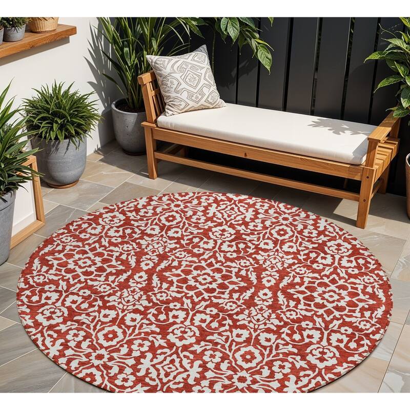 HomeRoots Damask Traditional Rectangle Outdoor Rug - 8' Round