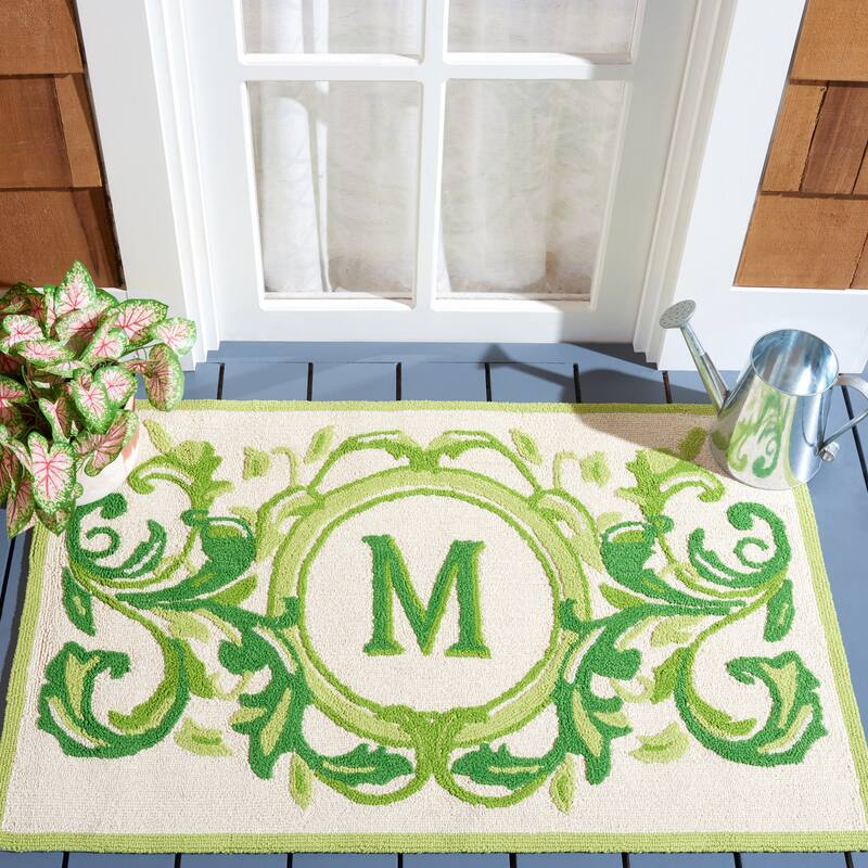SAFAVIEH Handmade Monogram Breeda Casual Rug - 2'6" x 4' - E - Beige/Green - Rectangle