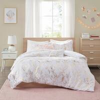 Gold Comforter Sets Online At Overstock Com There is no doubt that a white comforter set adds romance the basic comforters are usually white and do not have any decorative element on them. gold comforter sets online at overstock com