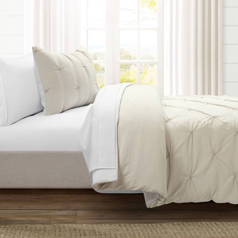 Lush Decor Ravello Pintuck BIAB Soft Reversible Printed Comforter With Sheet