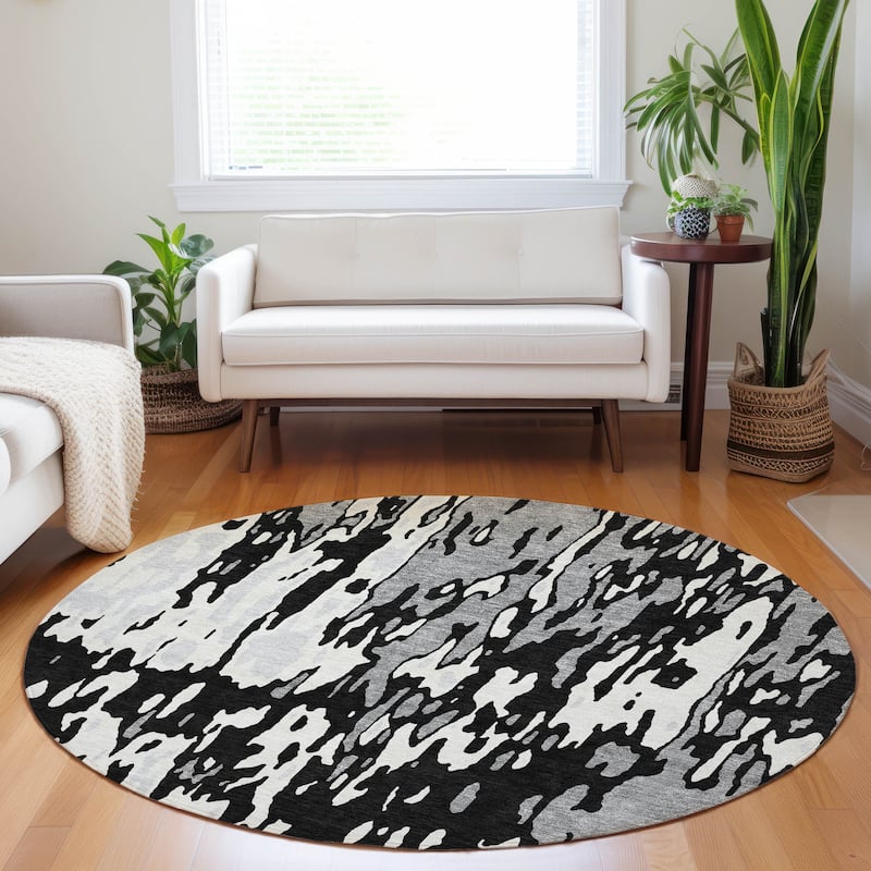 Machine Washable Indoor/ Outdoor Abstract Contemporary Chantille Rug