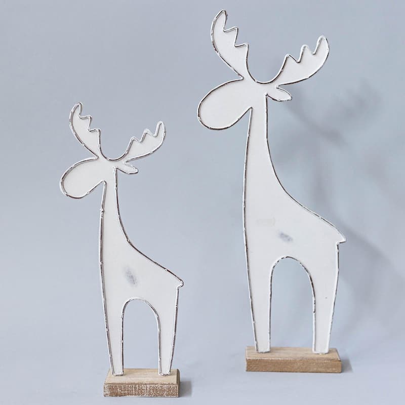Set Of 2 White Metal Reindeer On Wooden Base Decoration