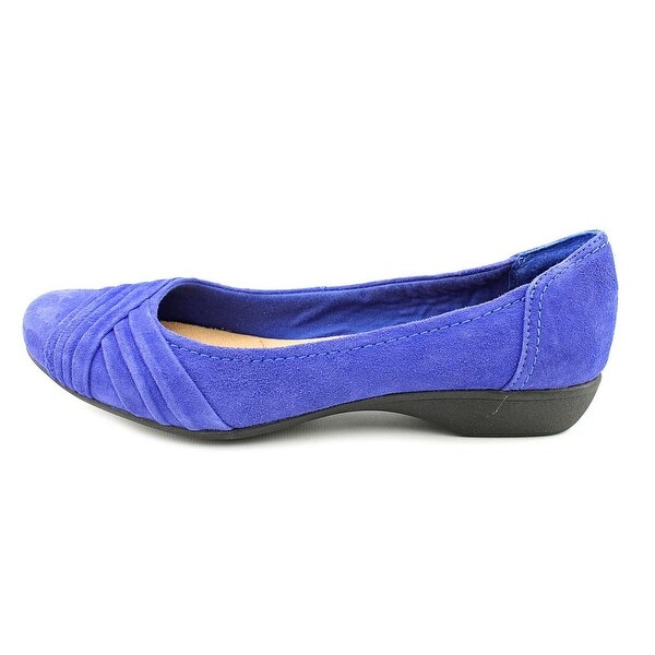 clarks propose pixie