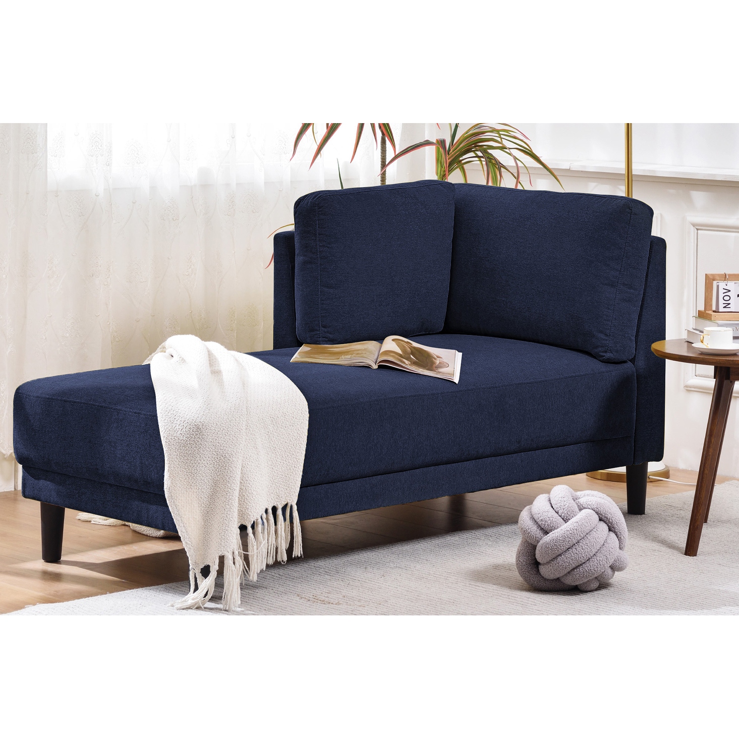 Corner lounge top chair