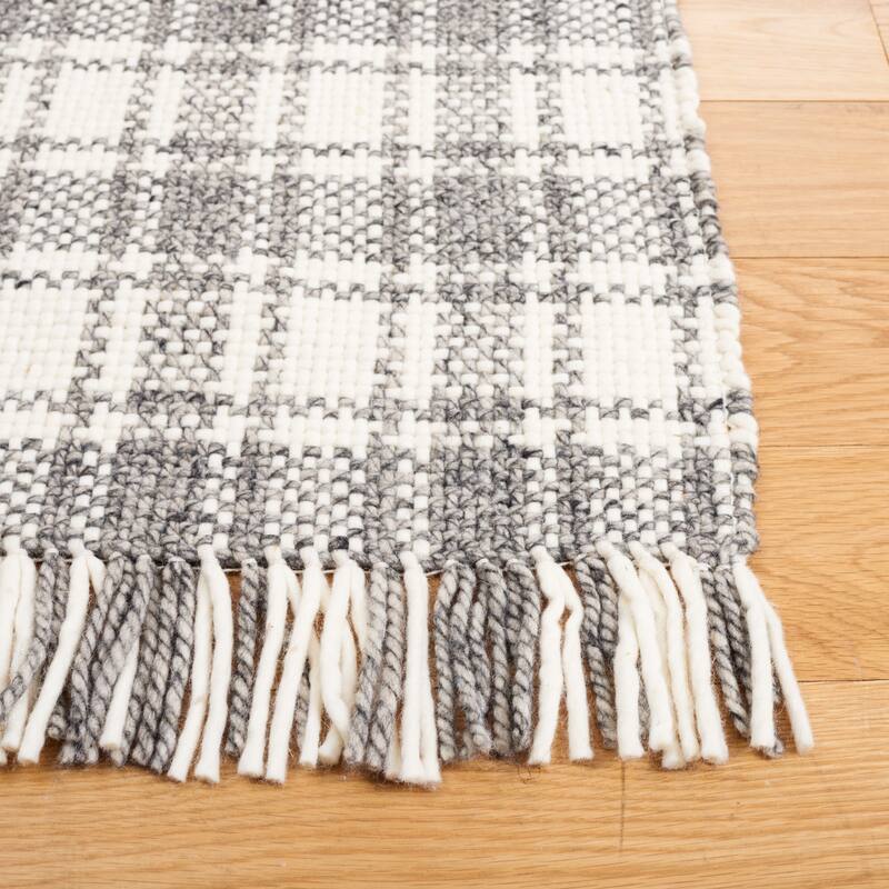 SAFAVIEH Hand-Woven Natura Darci - Grey/Ivory Wool Rug
