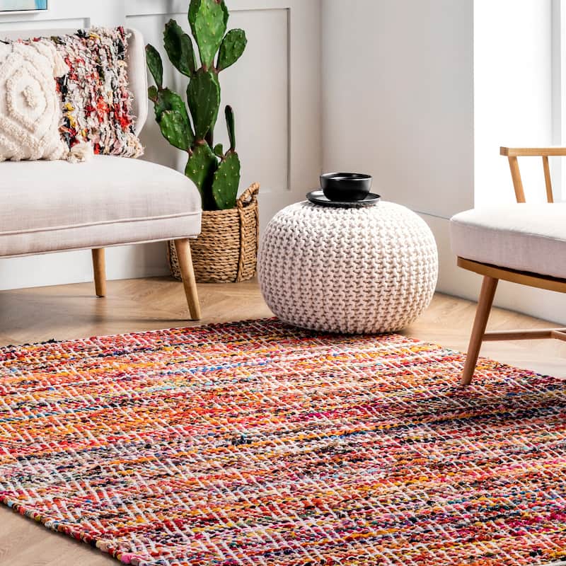 Nuloom Rochell Hand Woven Chevron Area Rug