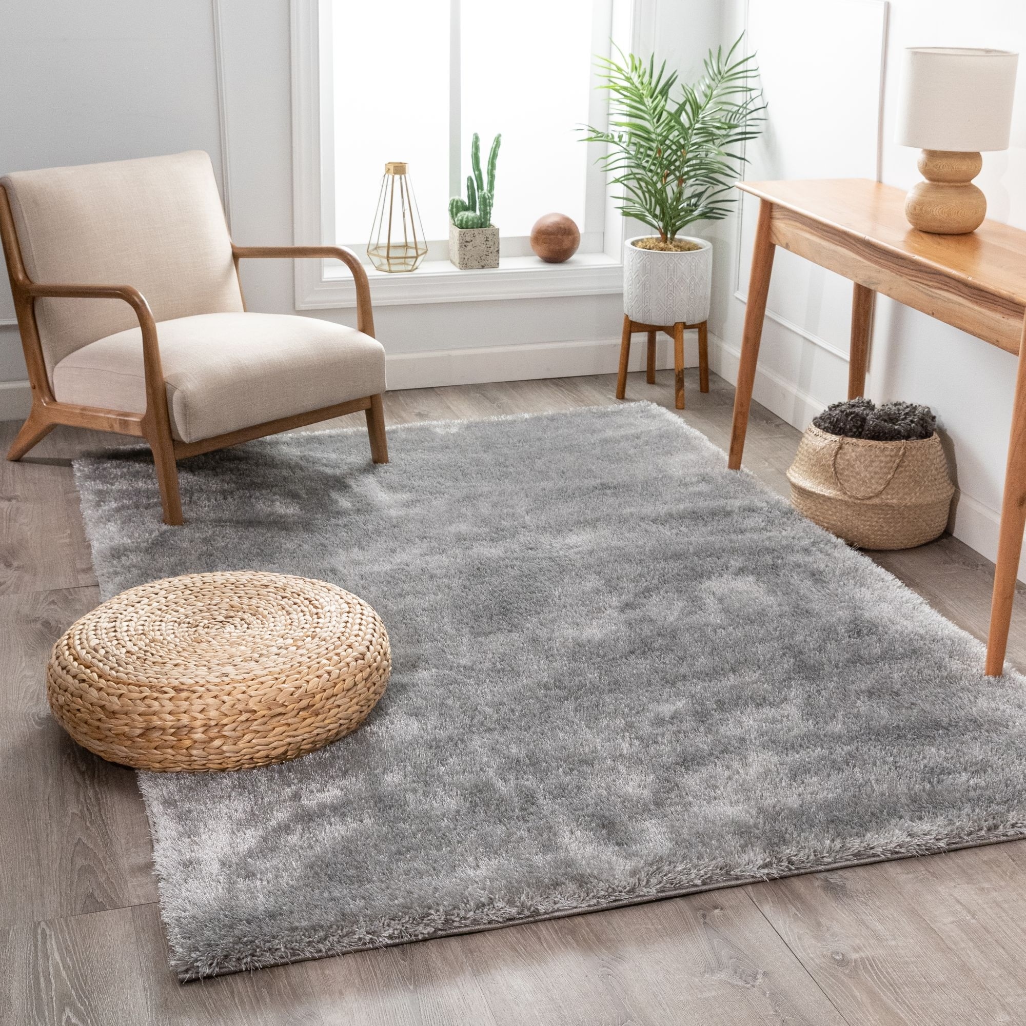 Well Woven Feather Liza Solid Shag Area Rug