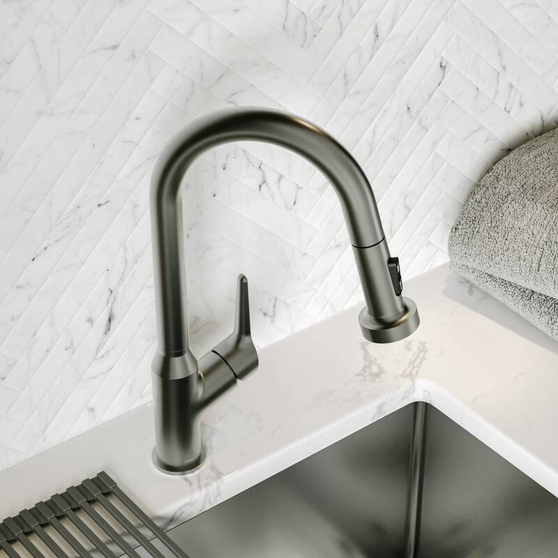 Karran Scottsdale Single Handle Pull-Down Sprayer Kitchen Faucet